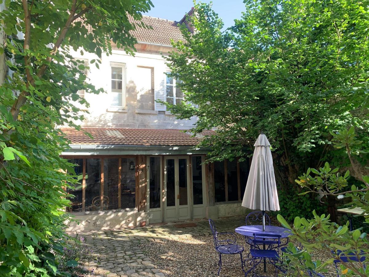 La Petite Maison Crépy-en-Valois Exterior foto