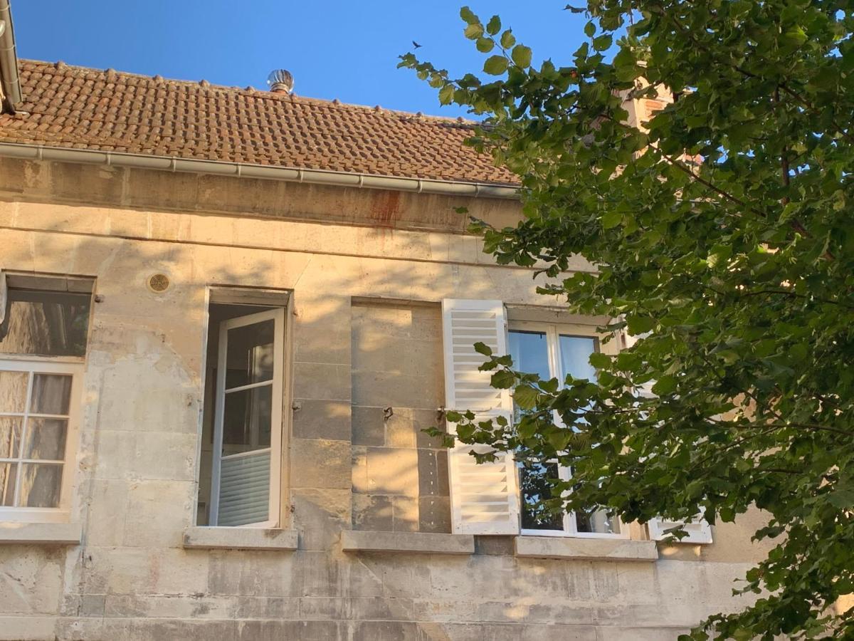 La Petite Maison Crépy-en-Valois Exterior foto